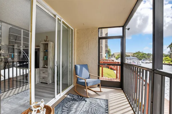 $5,500 | 8 Royal Palm Way, Unit 107, Boca Raton, FL 33432