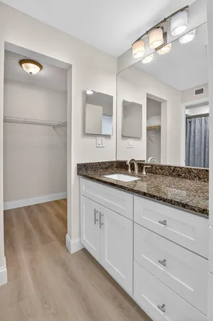 $5,500 | 8 Royal Palm Way, Unit 107, Boca Raton, FL 33432