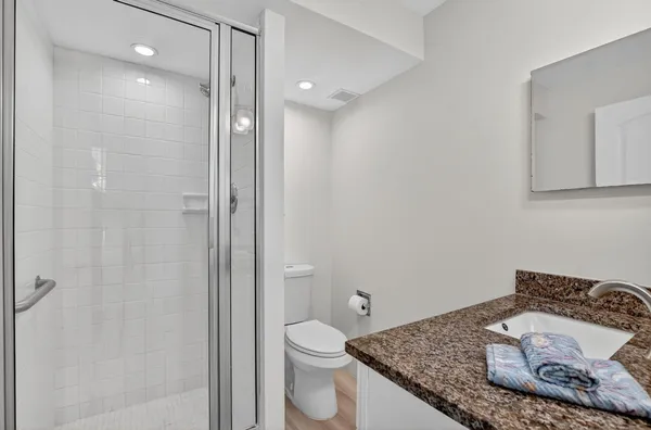 $5,500 | 8 Royal Palm Way, Unit 107, Boca Raton, FL 33432