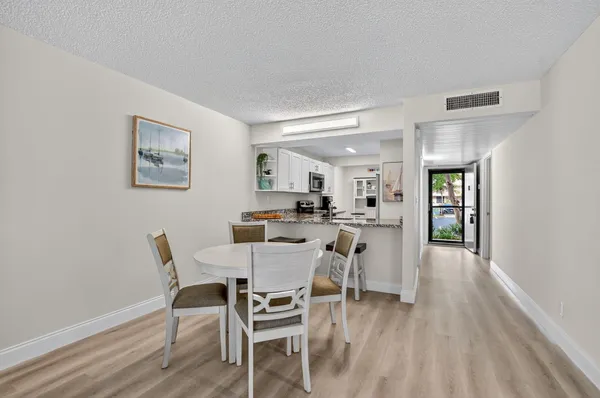 $5,500 | 8 Royal Palm Way, Unit 107, Boca Raton, FL 33432