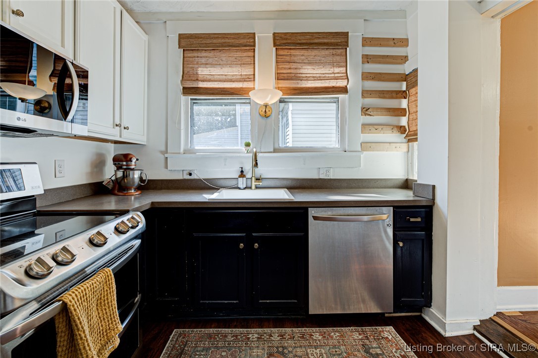 1014 East Spring Street New Albany, IN 47150 - Photo 17 of 51 Kitchen