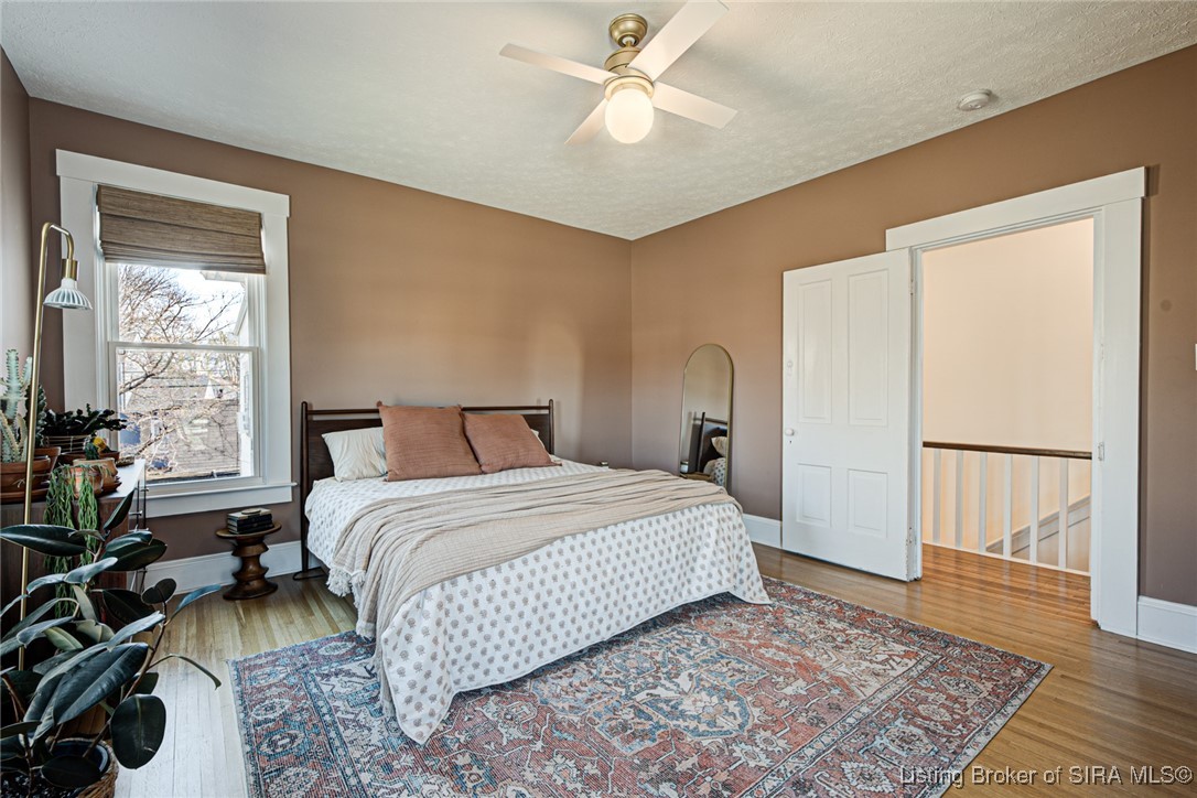 1014 East Spring Street New Albany, IN 47150 - Photo 21 of 51 Bedroom 2 with walk in closet - 2nd floor primary