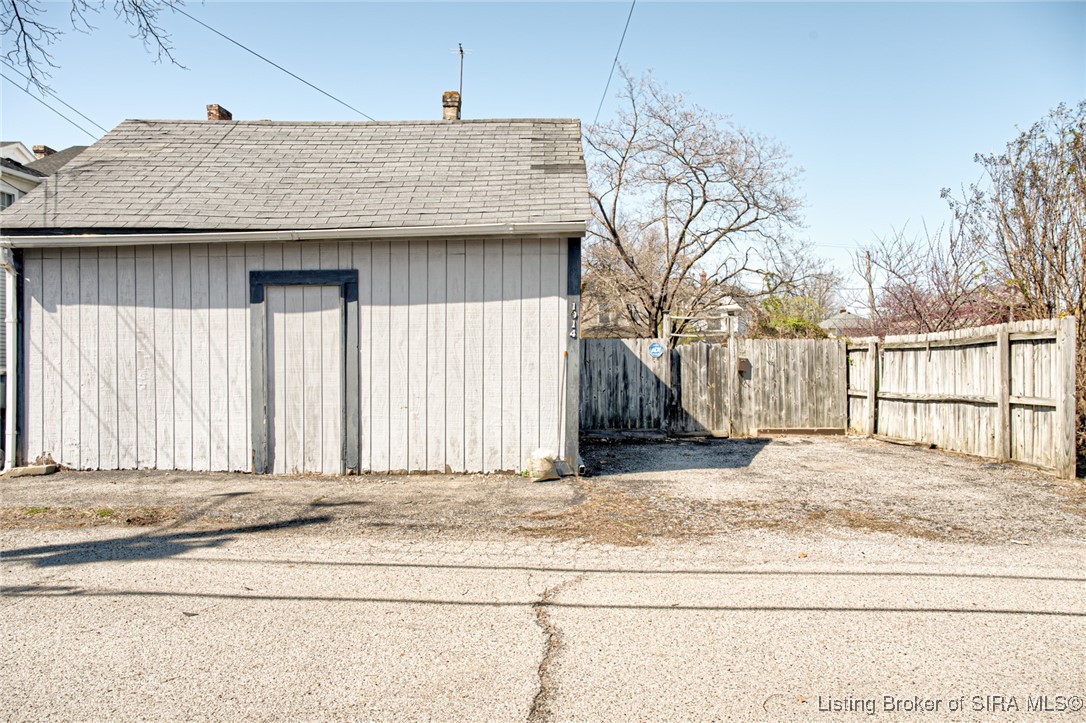 1014 East Spring Street New Albany, IN 47150 - Photo 44 of 51 garage