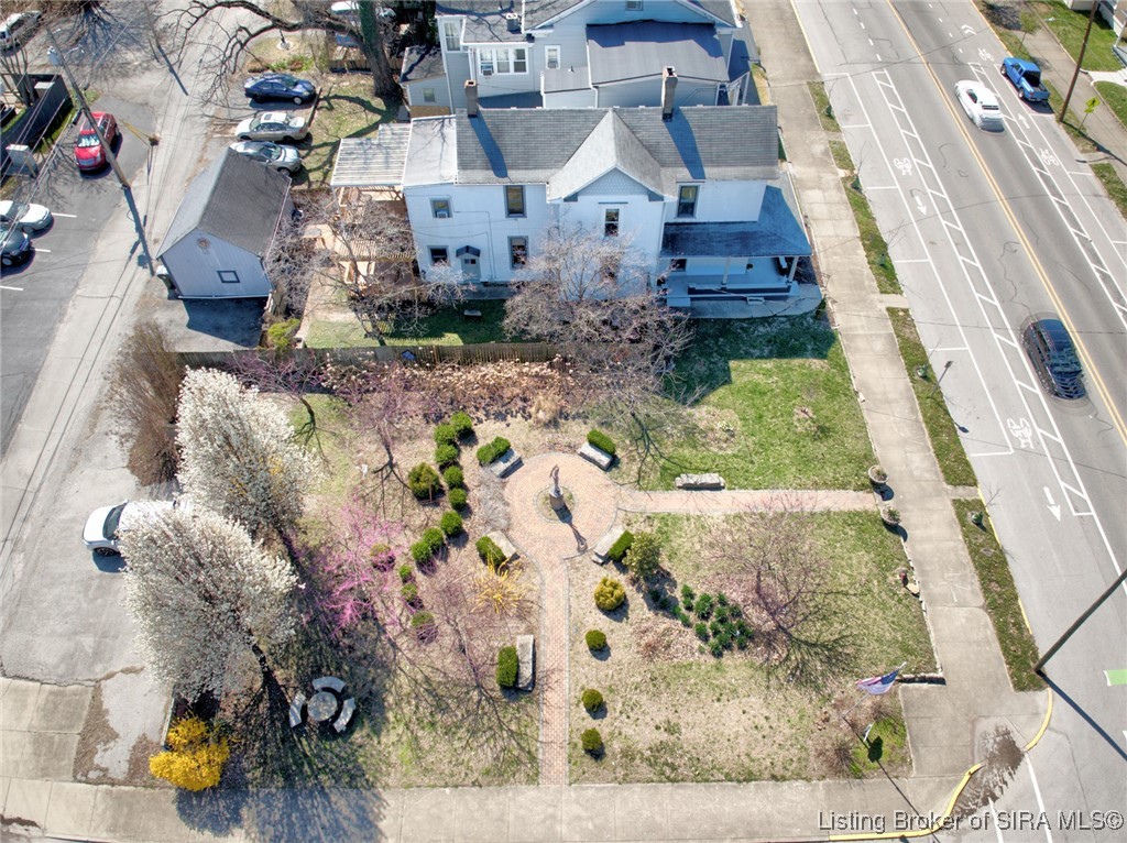 1014 East Spring Street New Albany, IN 47150 - Photo 49 of 51 Drone side view of home adjacent to E Spring Stree