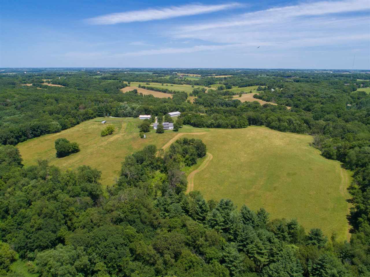 2315 Sugar Bottom Road Northeast Solon, IA 52333 - Photo 6 of 42 Gallery Image 6