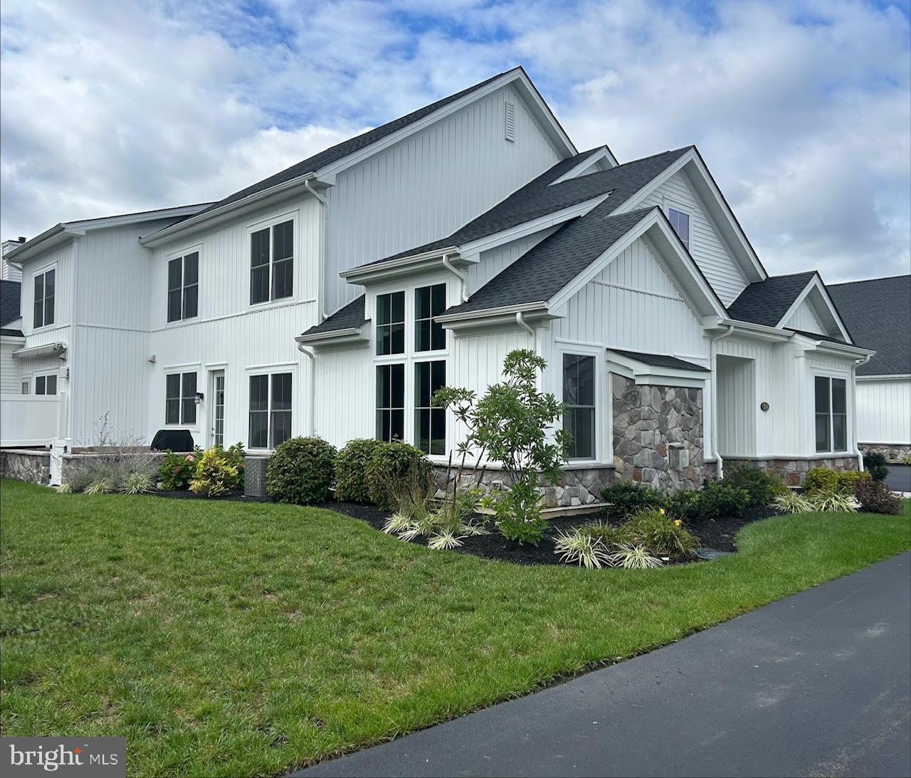 1736 Dobry Road Yardley, PA 19067 - Photo 3 of 7 Gallery Image 3