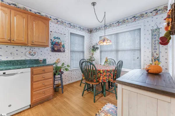 $375,000 | 2000 Ridgeview Lane, Seneca, SC 29678