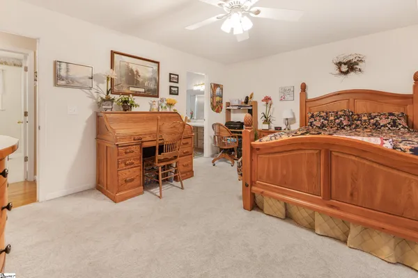 $375,000 | 2000 Ridgeview Lane, Seneca, SC 29678