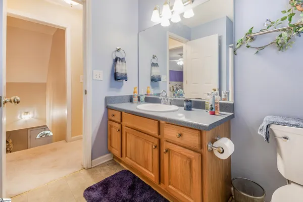 $375,000 | 2000 Ridgeview Lane, Seneca, SC 29678