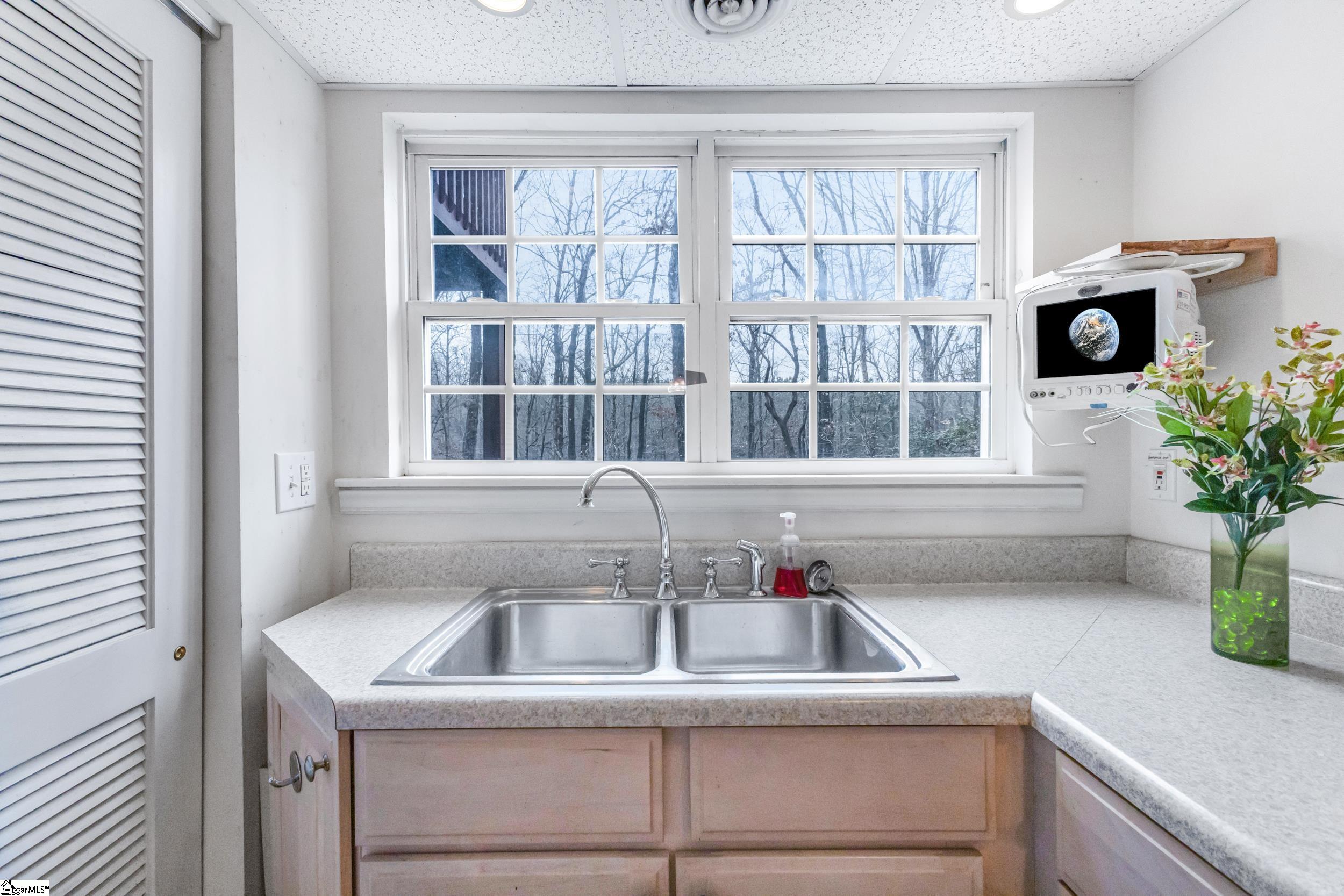 2000 Ridgeview Lane Seneca, SC 29678 - Photo 37 of 49