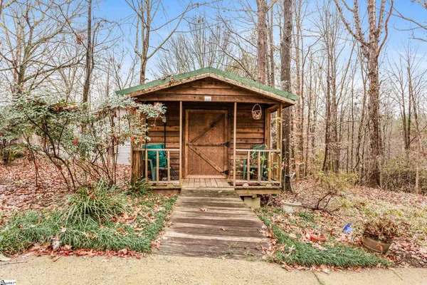 $375,000 | 2000 Ridgeview Lane, Seneca, SC 29678