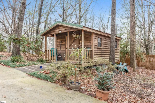 $375,000 | 2000 Ridgeview Lane, Seneca, SC 29678