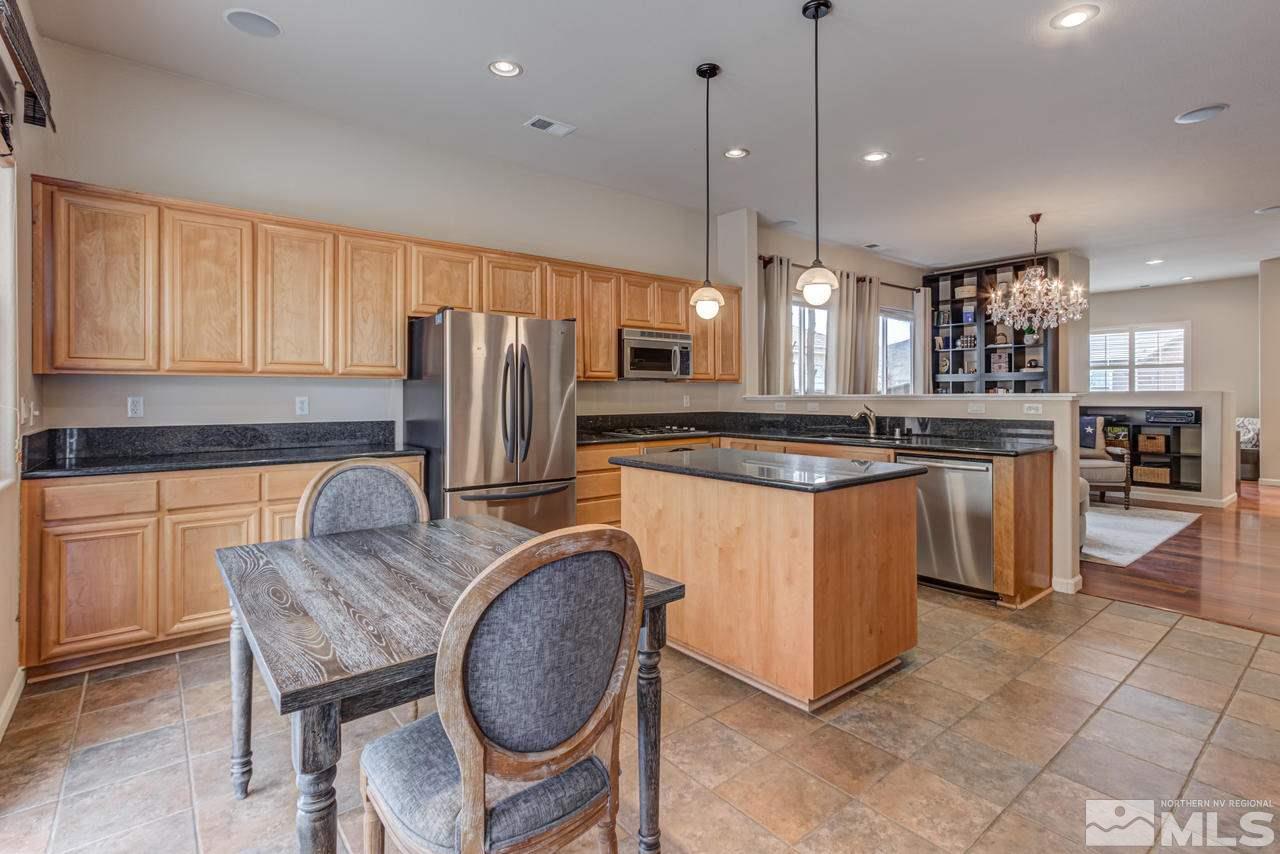 10519 Crystal Bay Drive Reno, NV 89521 - Photo 11 of 25 Photo 11