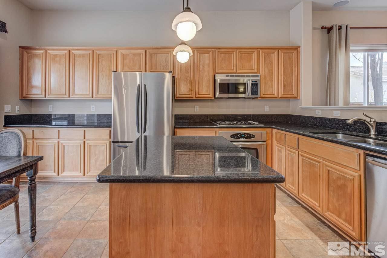 10519 Crystal Bay Drive Reno, NV 89521 - Photo 10 of 25 Photo 10