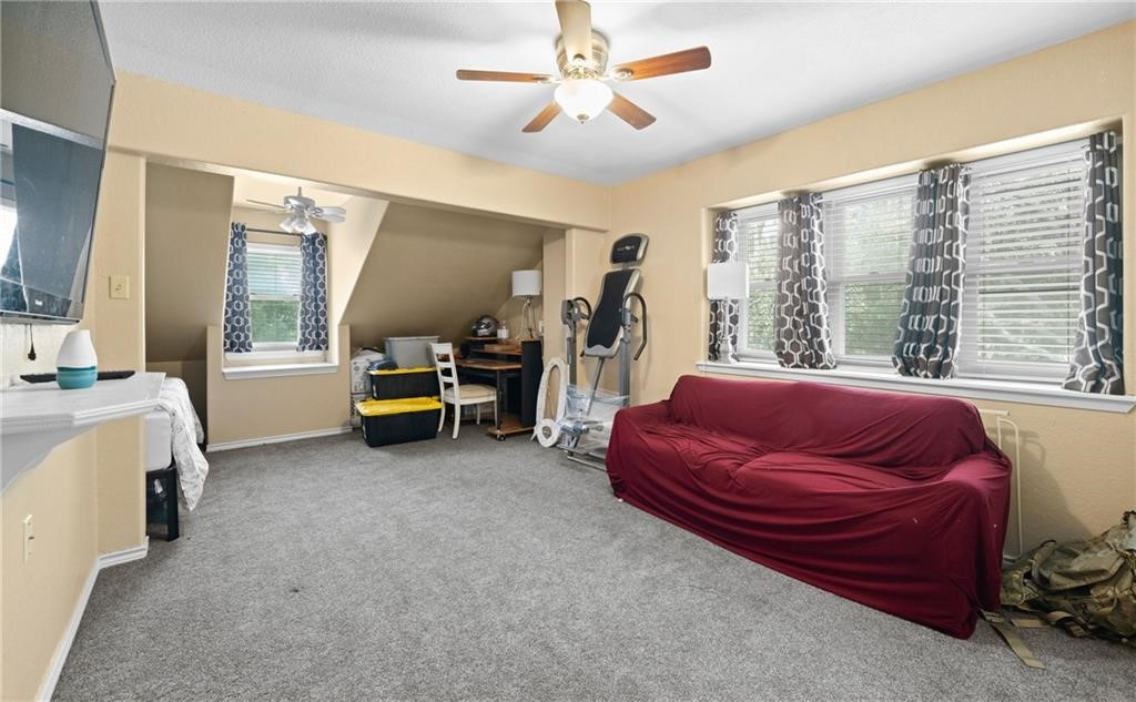 5337 Inverness Drive Corpus Christi, TX 78413 - Photo 20 of 32 a living room with furniture and a large window