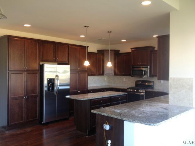 2706 Monacacy Road, Unit 230 Nazareth, PA 18064 - Photo 9 of 28 Gallery Image 9