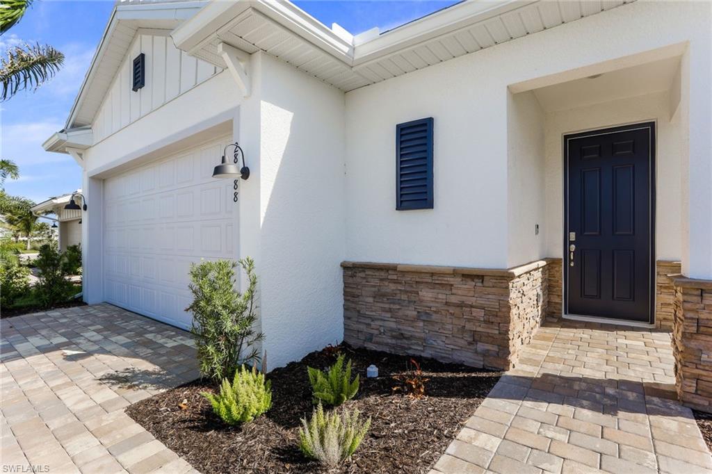 28488 Captiva Shell Loop Bonita Springs, FL 34135 - Photo 3 of 29 Gallery Image 3