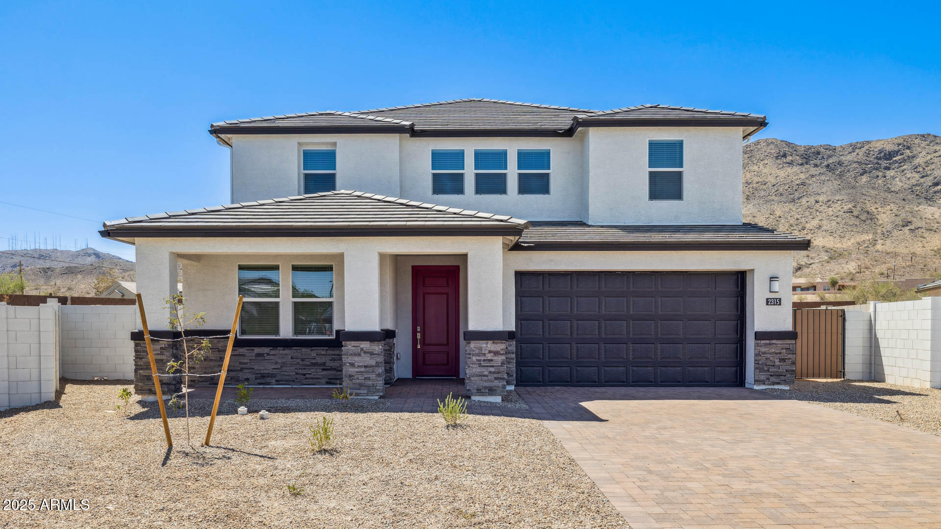 2315 West Pearce Road Phoenix, AZ 85041 - Photo 2 of 52 Exterior