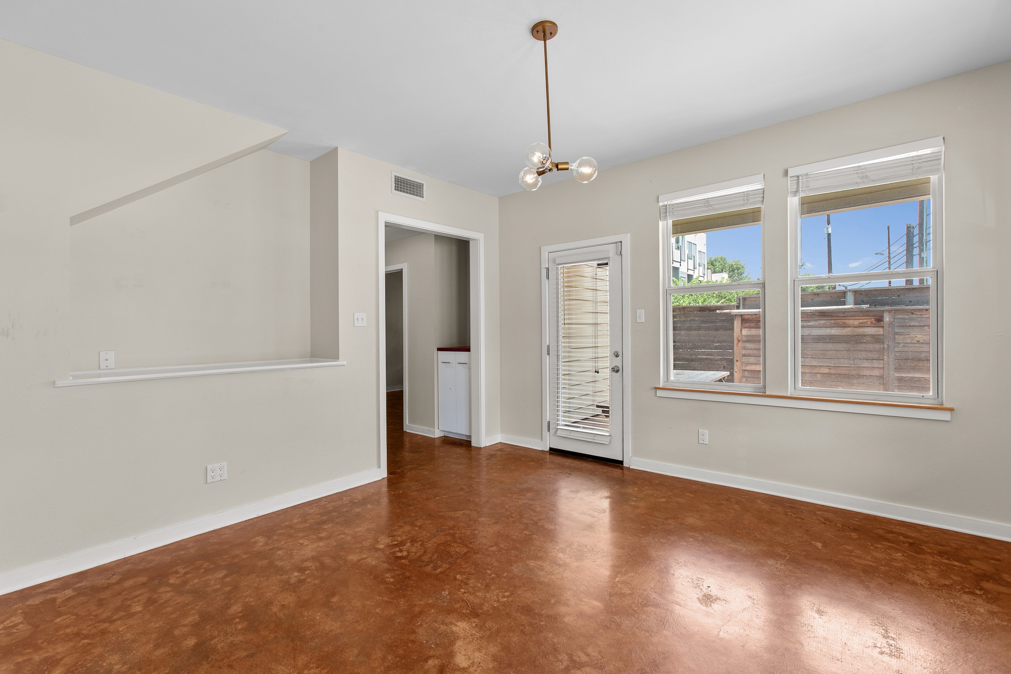 2314 South 5th Street Austin, TX 78704 - Photo 2 of 37