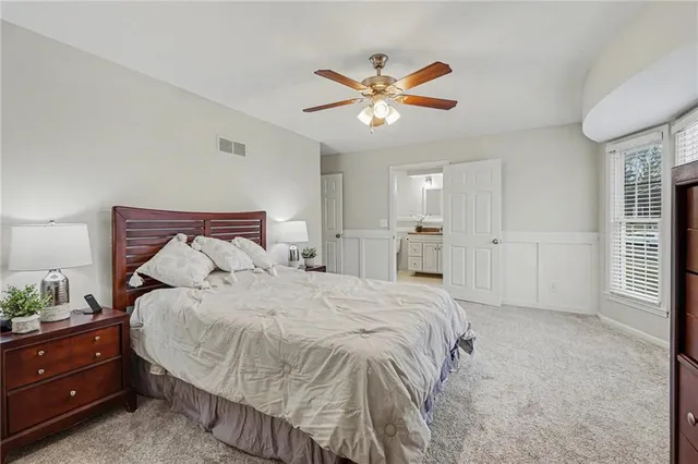 $425,000 | 7201 West 99th Street, Overland Park, KS 66212