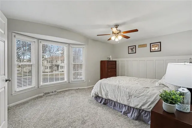 $425,000 | 7201 West 99th Street, Overland Park, KS 66212