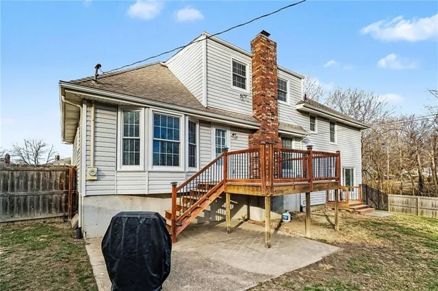 $425,000 | 7201 West 99th Street, Overland Park, KS 66212