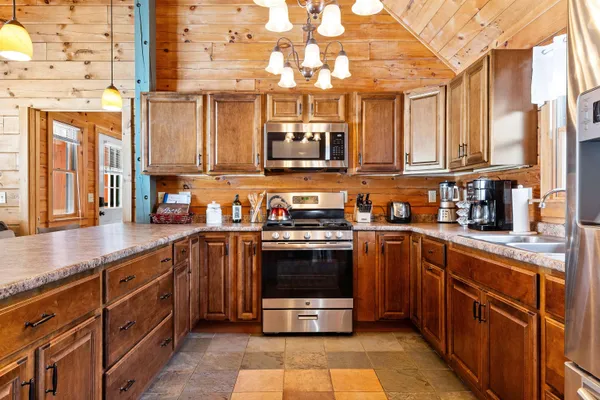 $599,000 | 284 Nutting Road, Sunapee, NH 03782