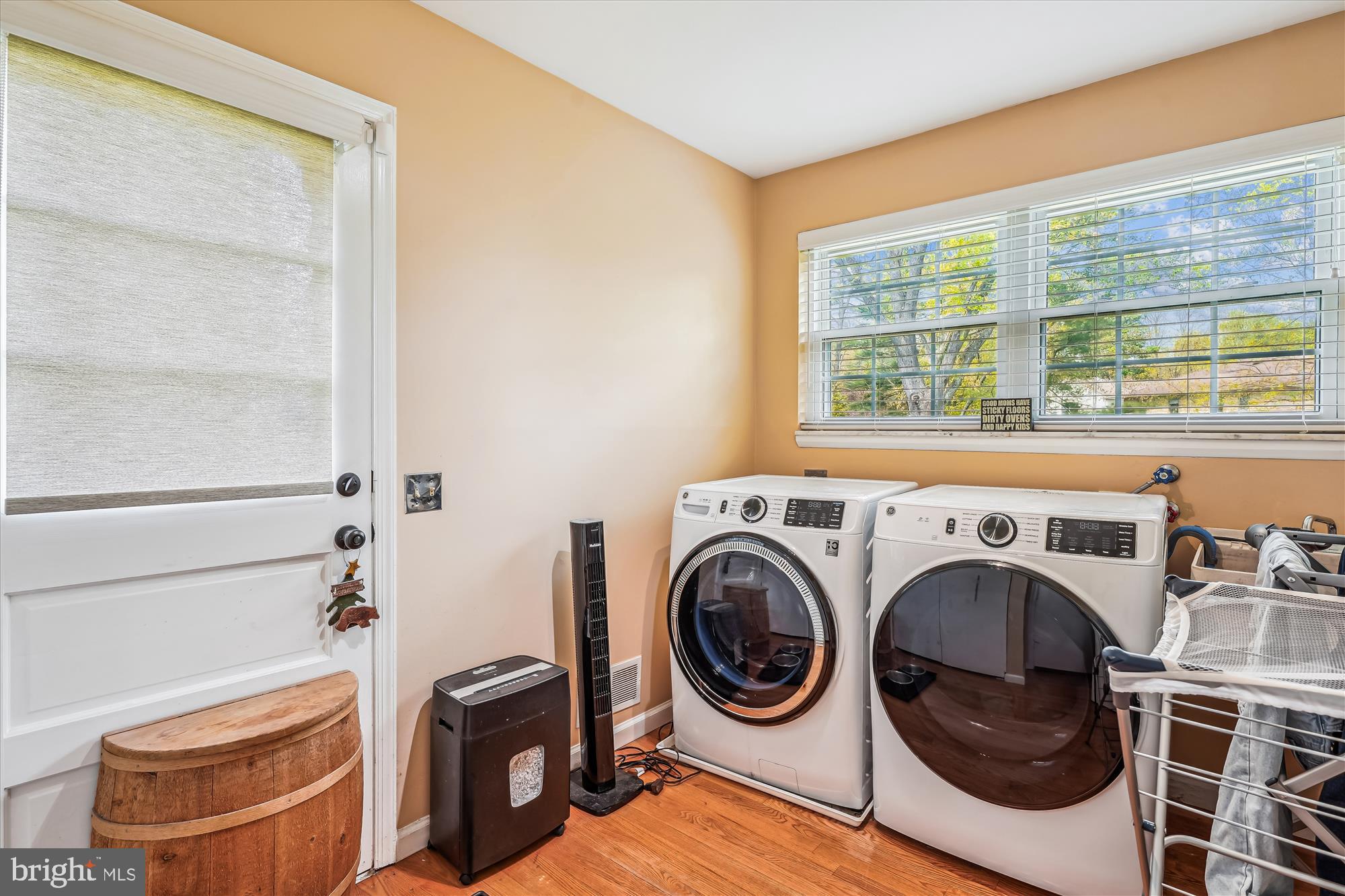 9117 Paddock Lane Potomac, MD 20854 - Photo 31 of 69 a view of livingroom with washer and dryer