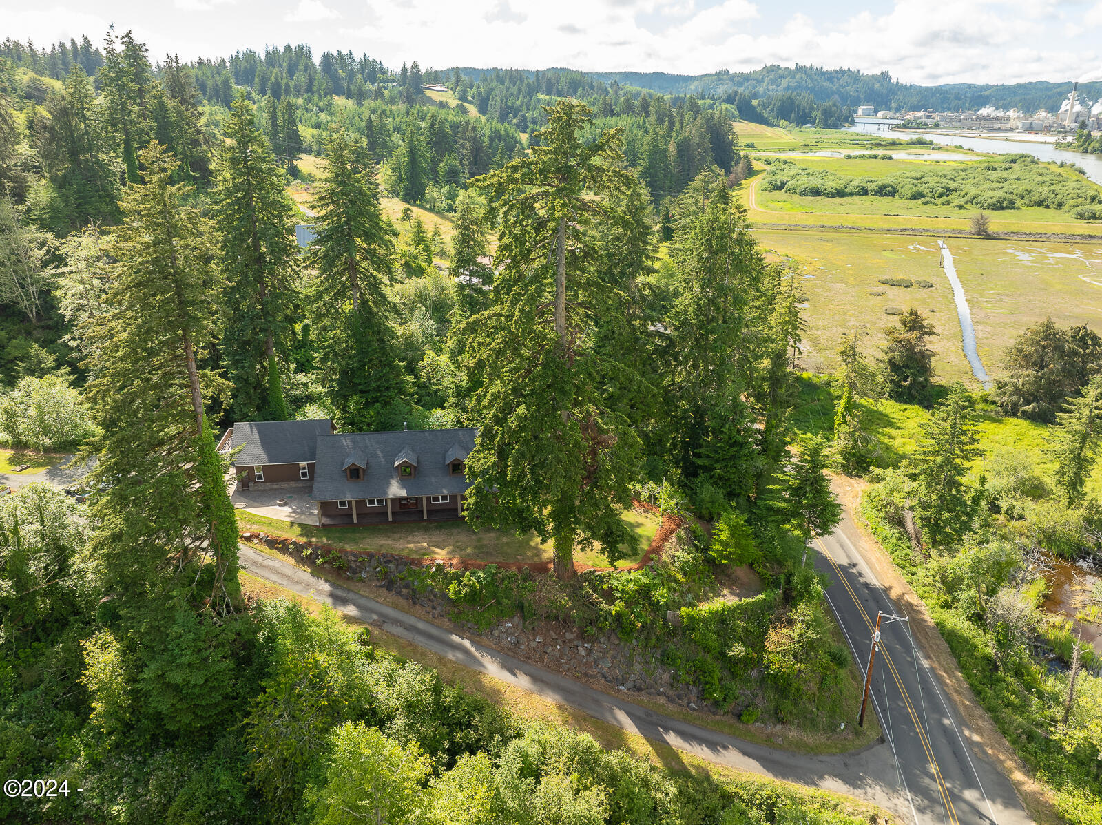 1126 Elk City Road Toledo, OR 97391 - Photo 40 of 48 -41