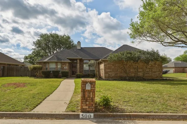 $269,900 | 500 Bluebonnet Drive, Burleson, TX 76028