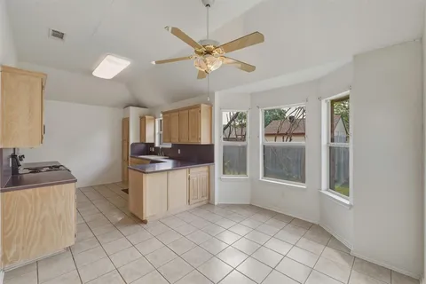 $269,900 | 500 Bluebonnet Drive, Burleson, TX 76028