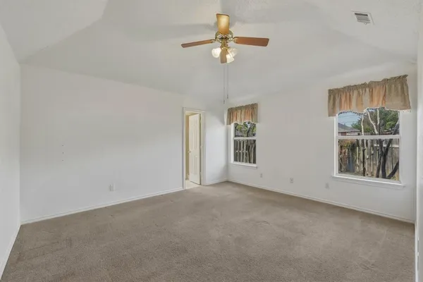 $269,900 | 500 Bluebonnet Drive, Burleson, TX 76028