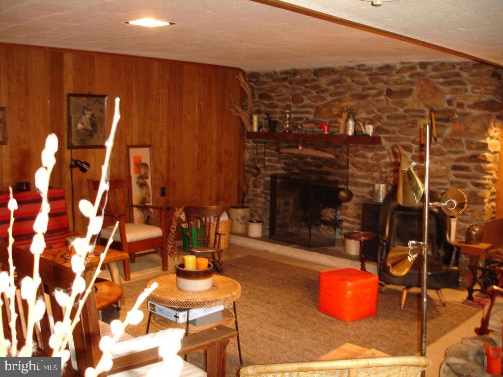 2578 Spring Valley Road Lancaster, PA 17601 - Photo 10 of 11 Gallery Image 10