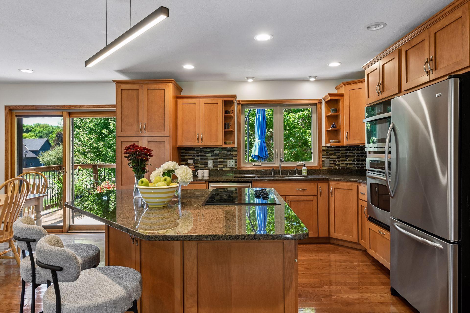 7011 Eagle Ridge Eden Prairie, MN 55346 - Photo 2 of 53 Gallery Image 2