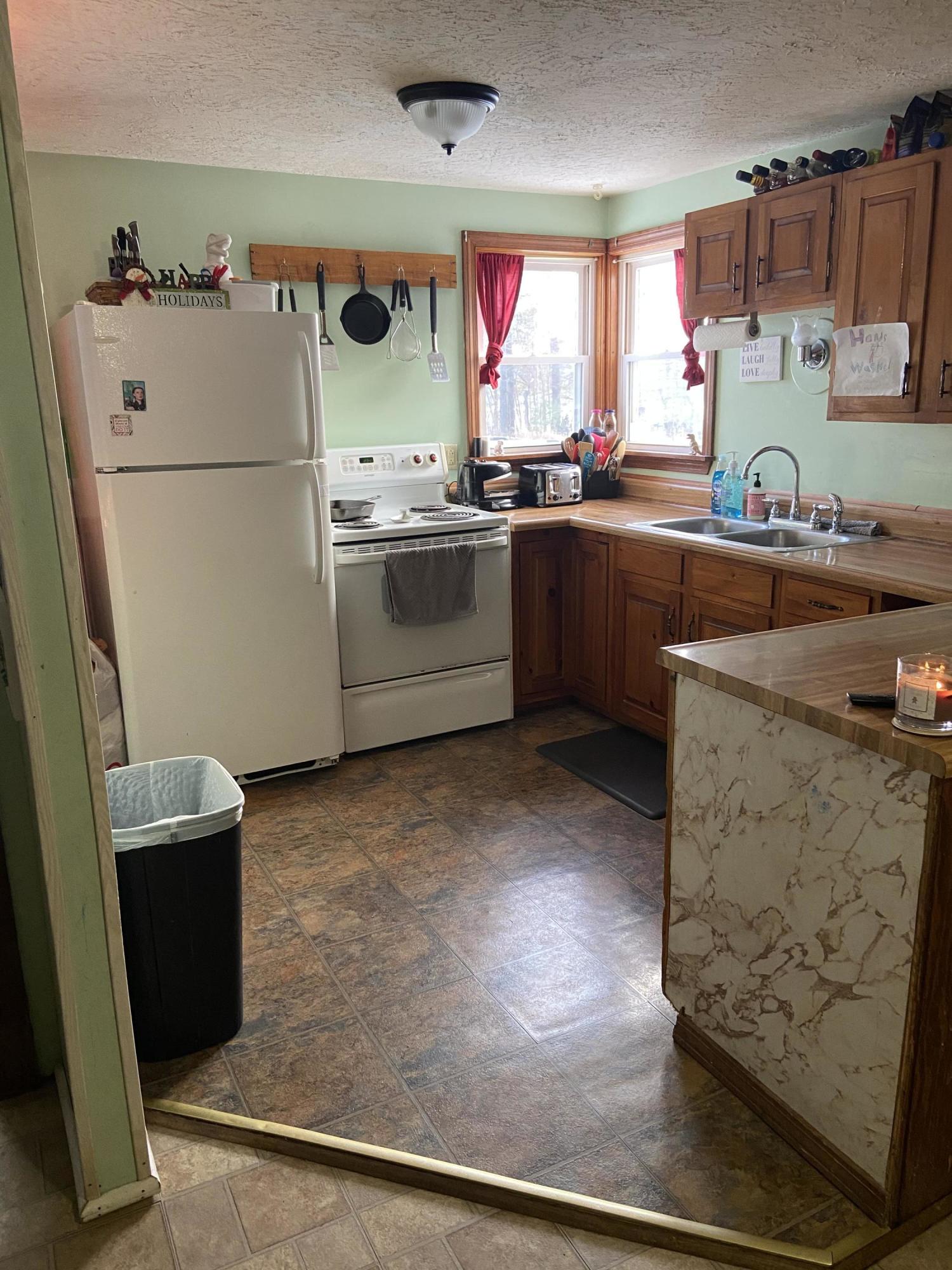 62 Bradley Road Milford, ME 04461 - Photo 10 of 26 IMG-2120