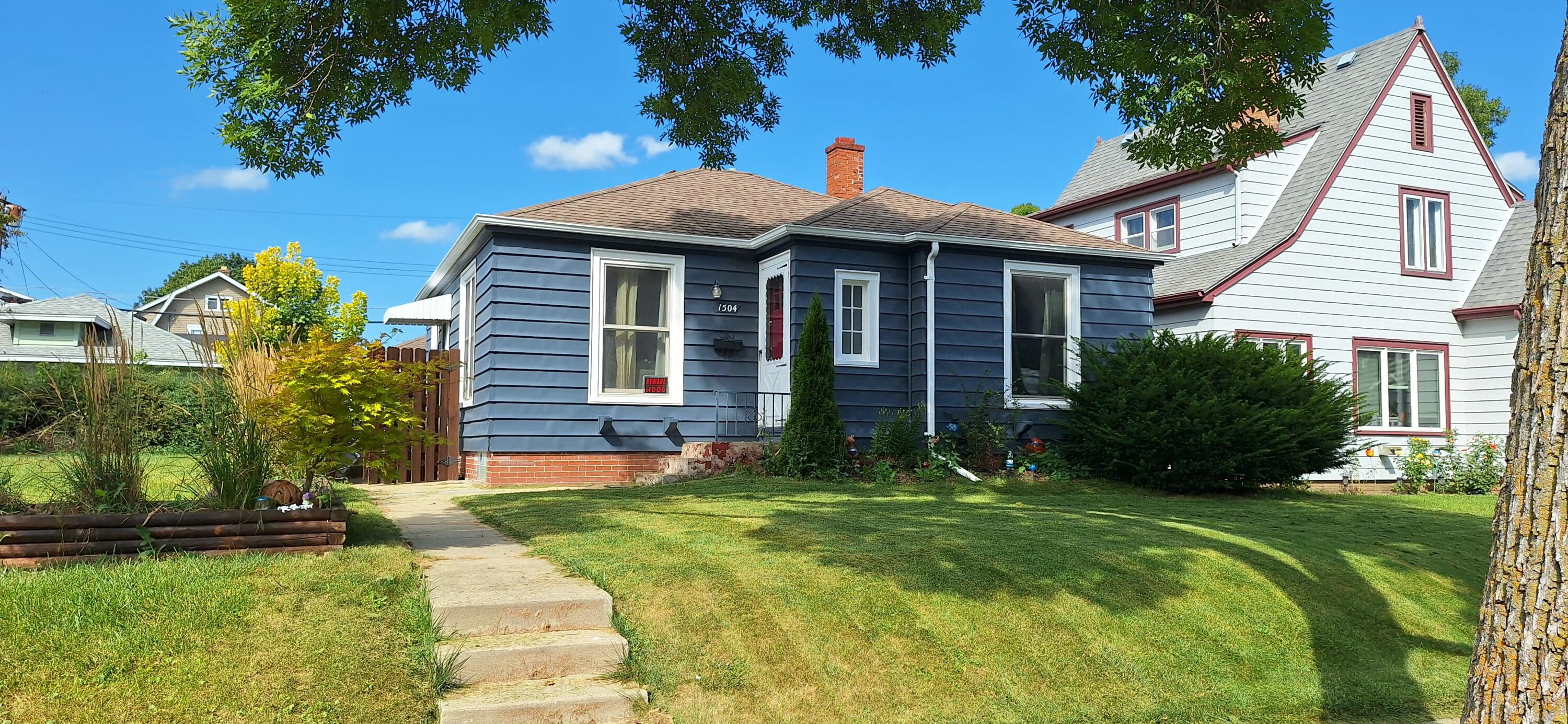 1504 Cleveland Avenue Racine, WI 53405 - Photo 1 of 1 20250902_102925