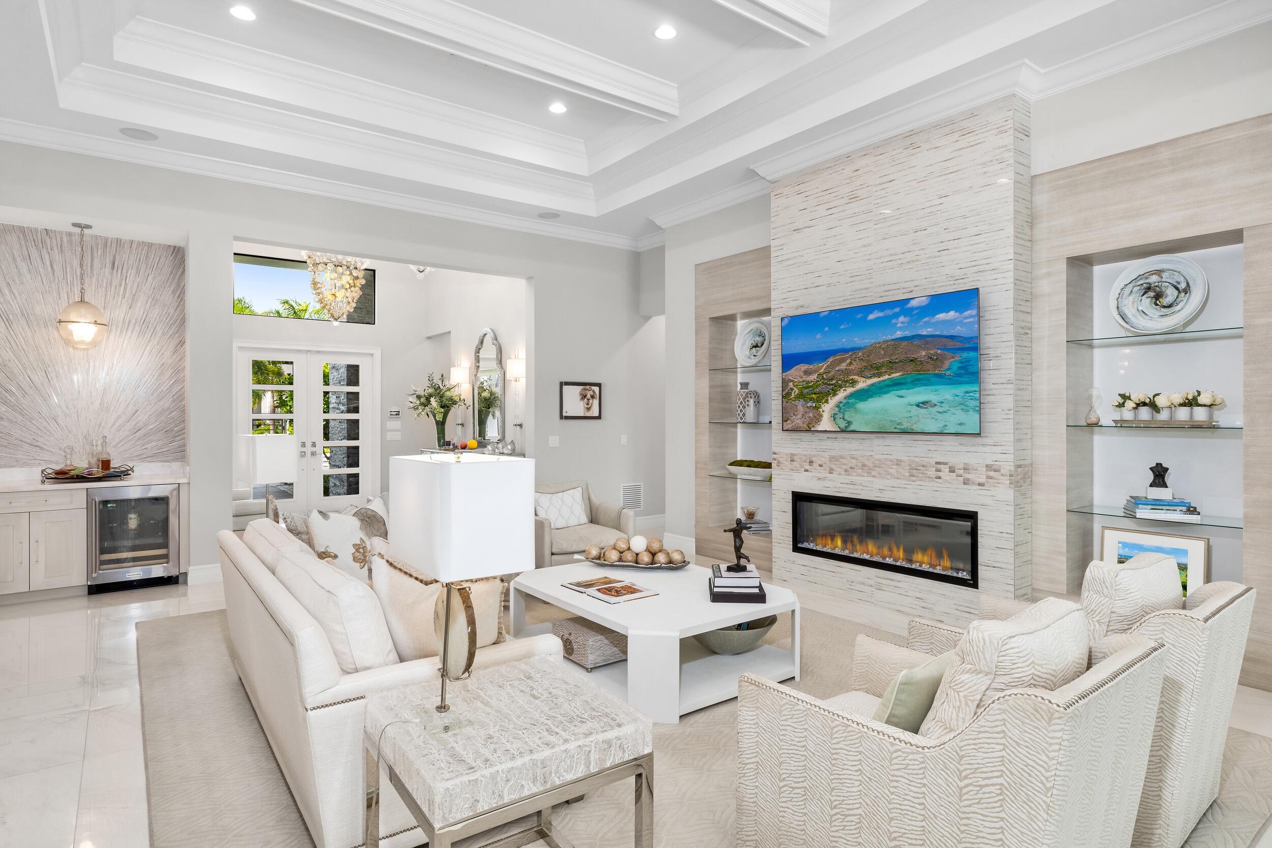 9282 Biaggio Road Boca Raton, FL 33496 - Photo 32 of 57 9282 Biaggio Living Room