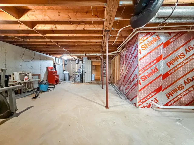 $349,900 | 1295 Van Buren Road, Caribou, ME 04736