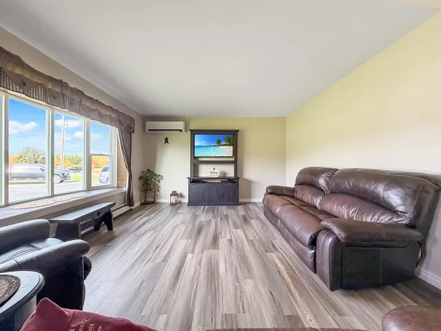 $349,900 | 1295 Van Buren Road, Caribou, ME 04736