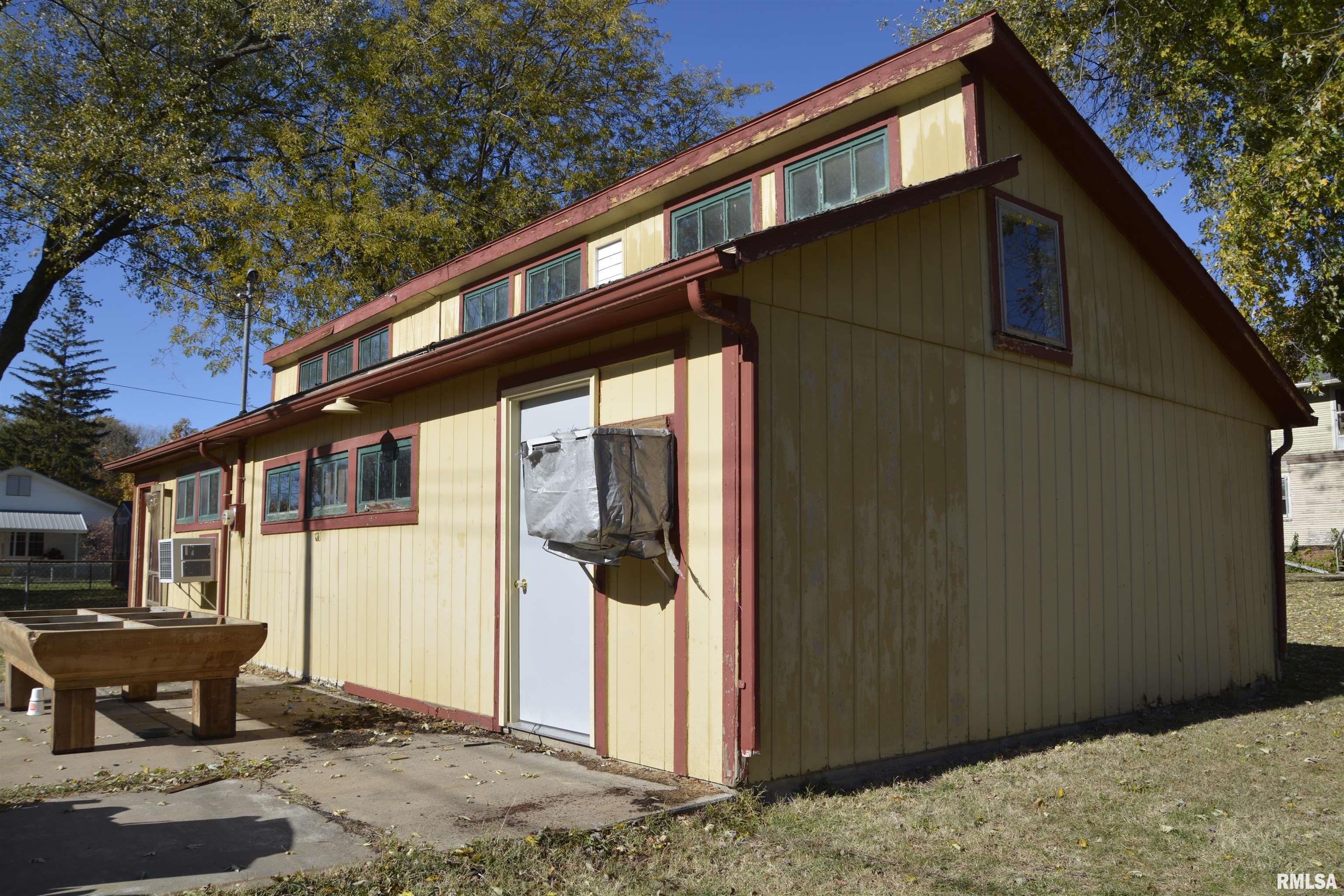 821 East Washington Street Macomb, IL 61455 - Photo 5 of 18