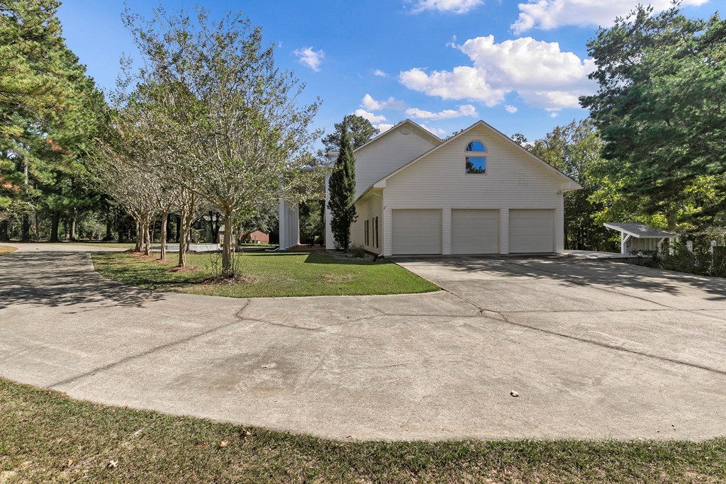 507 Limestone Road Dothan, AL 36301 - Photo 9 of 100