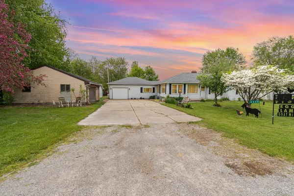 $295,700 | 2430 4 Mile Road, Kawkawlin, MI 48631