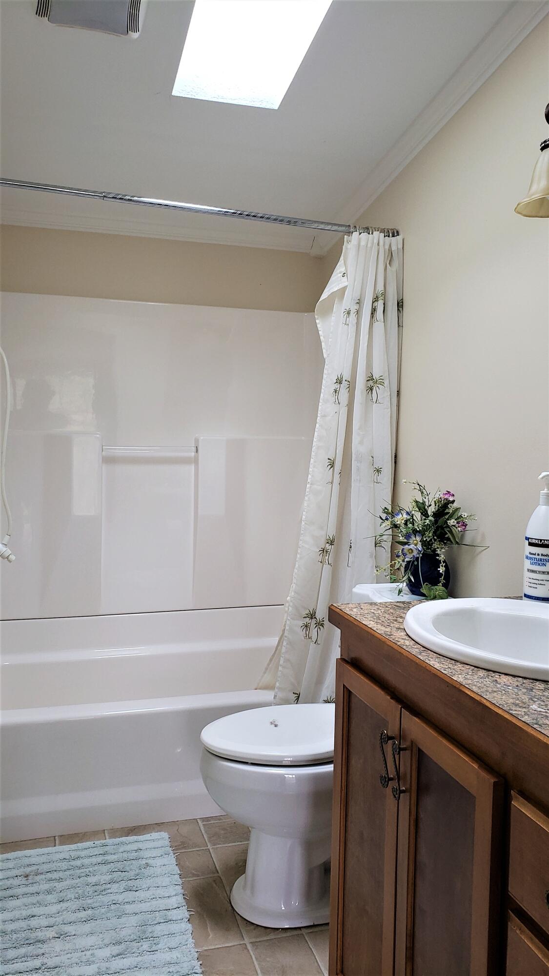 19 Honey Road Little Deer Isle, ME 04650 - Photo 26 of 27 2nd Bath 1