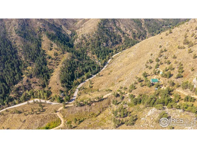 a black and white photo of a house