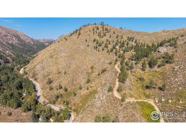 a black and white photo of a house