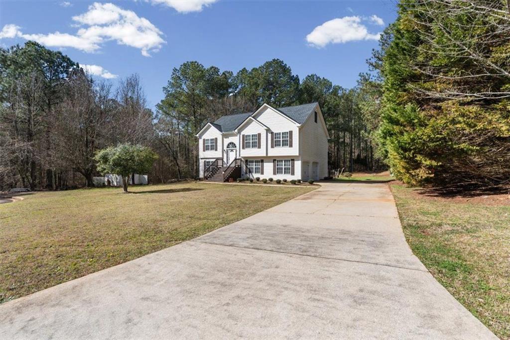 360 Chestnut Drive Covington, GA 30016 - Photo 4 of 55