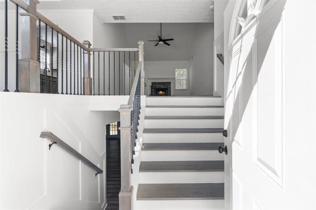 360 Chestnut Drive Covington, GA 30016 - Photo 5 of 55