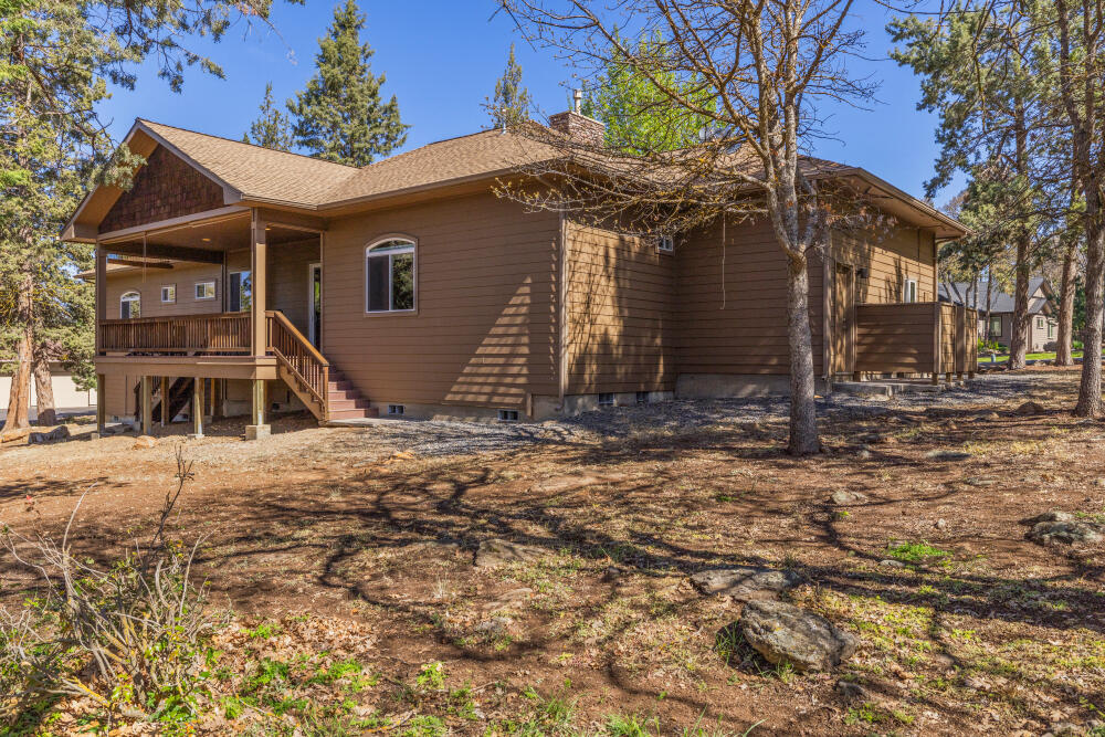 6352 Sanderling Road Klamath Falls, OR 97601 - Photo 51 of 65 Back of Home
