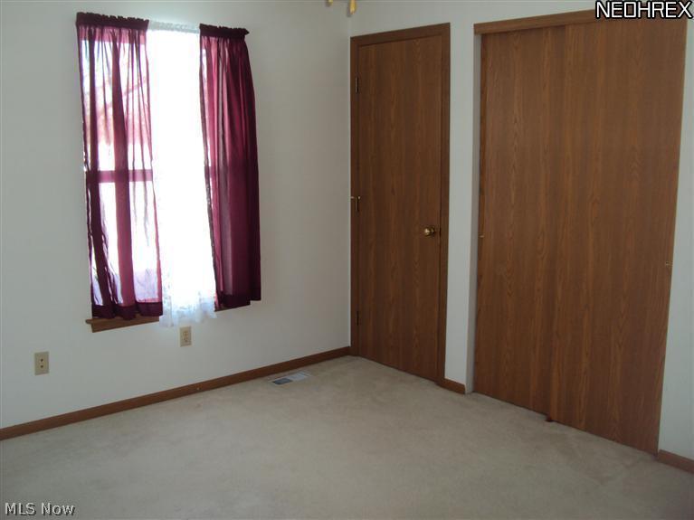 4267 Erma Road Barberton, OH 44203 - Photo 9 of 17 Gallery Image 9