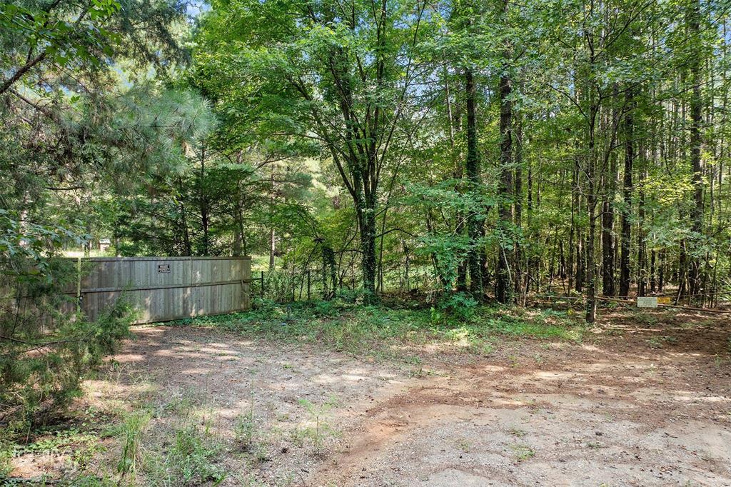 356 Cottage Grove Road Benton, LA 71006 - Photo 2 of 15 a view of a backyard